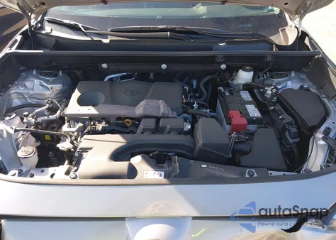 2025 Toyota Rav4 Xle z USA, uszkodzony, nr VIN 2T3P1RFV3SW541609